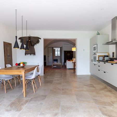 Les Canisses, Magnifique Appartement Avec Terrasse Au Coeur D'Uzès Buitenkant foto