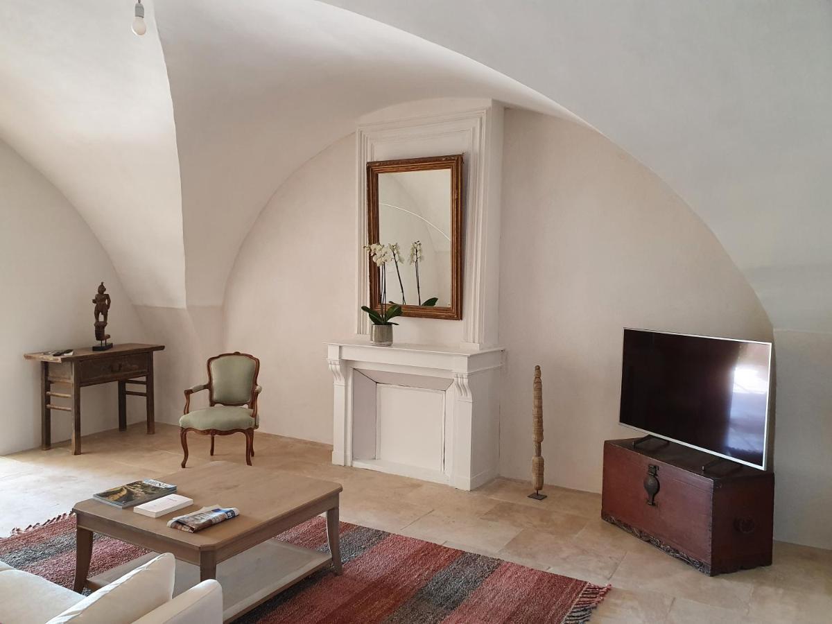 Les Canisses, Magnifique Appartement Avec Terrasse Au Coeur D'Uzès Buitenkant foto