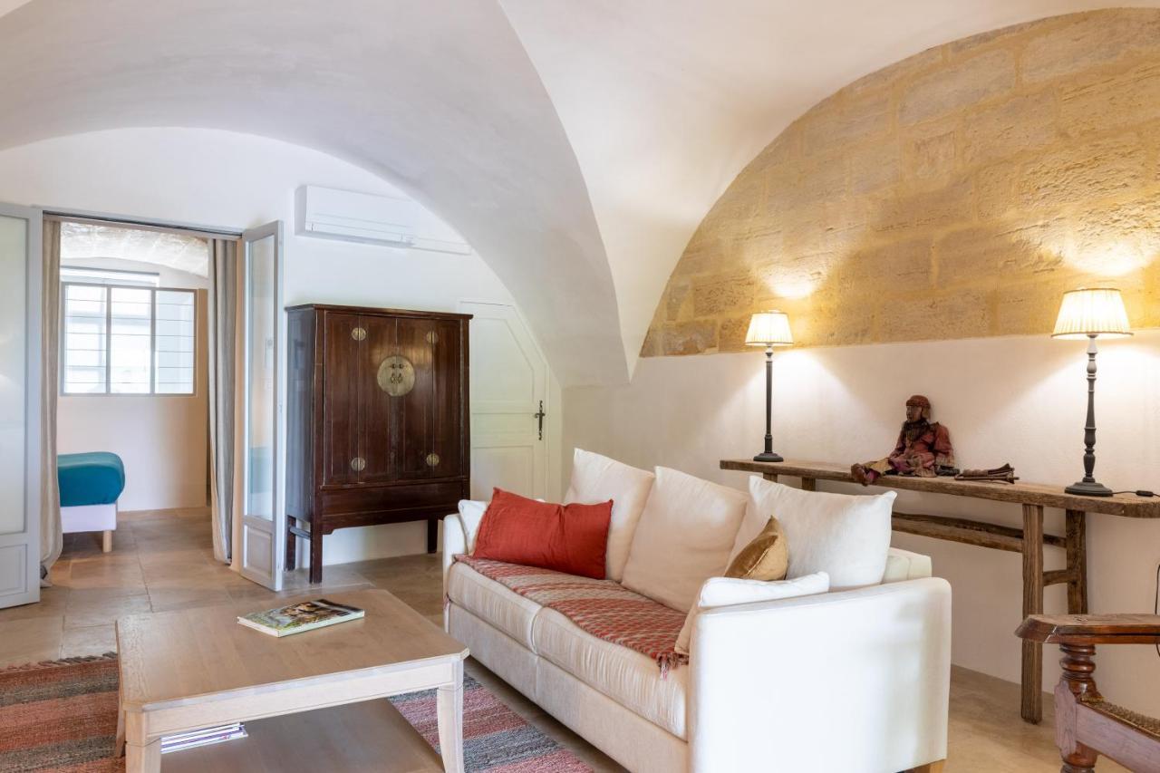 Les Canisses, Magnifique Appartement Avec Terrasse Au Coeur D'Uzès Buitenkant foto
